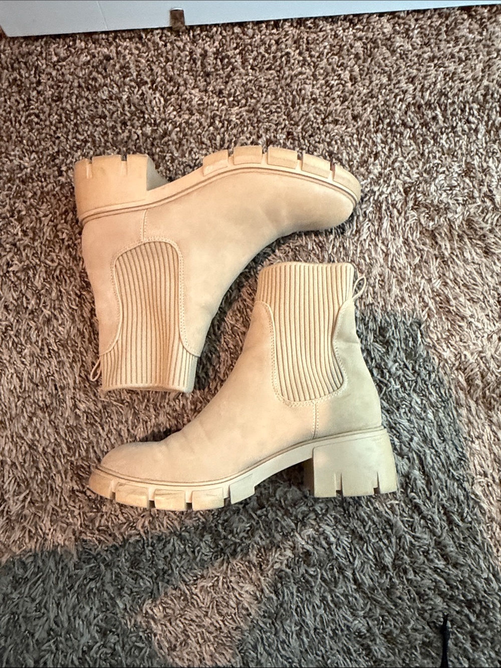 Womens Chunky Chelsea Ankle Boots in Beige